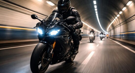 découvrez pourquoi le tunnel sous la manche est une étape incontournable pour les motards, offrant une traversée rapide et sécurisée entre la france et le royaume-uni.